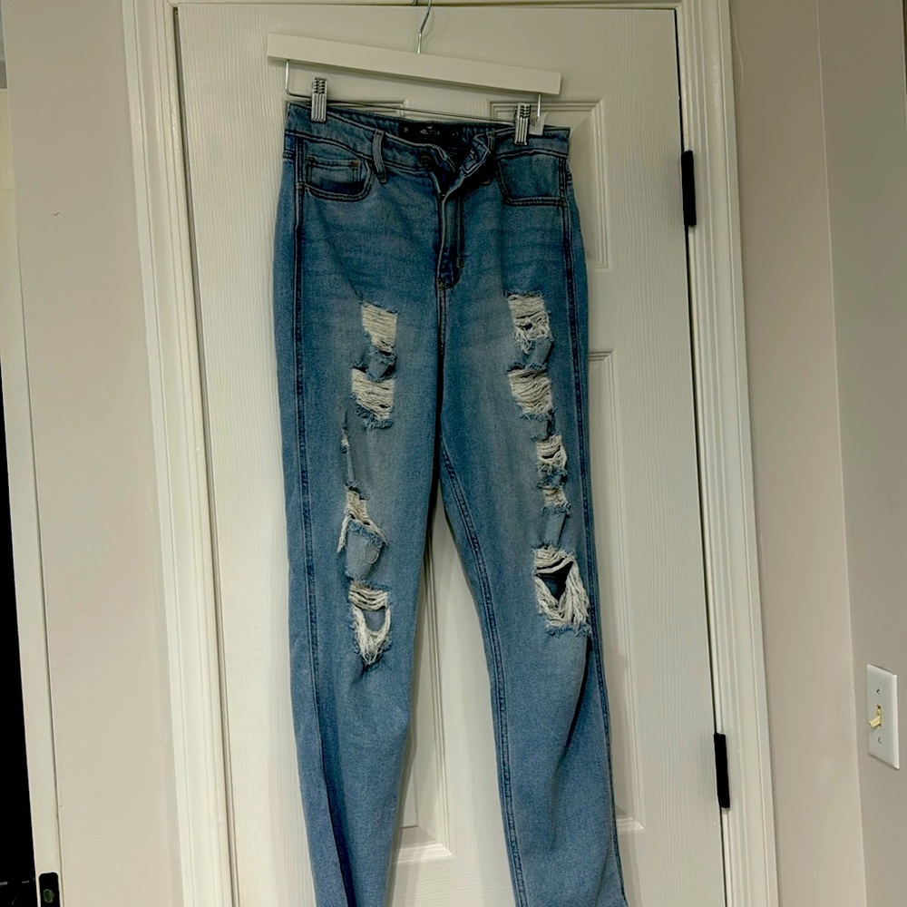 Hollister ultra high-rise mom jeans